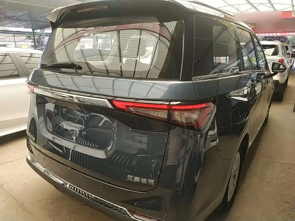 Wuling Jiachen 2022 1.5T CVT Smart Luxury