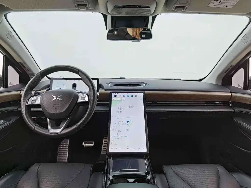 XPeng P5 — миниатюра 8