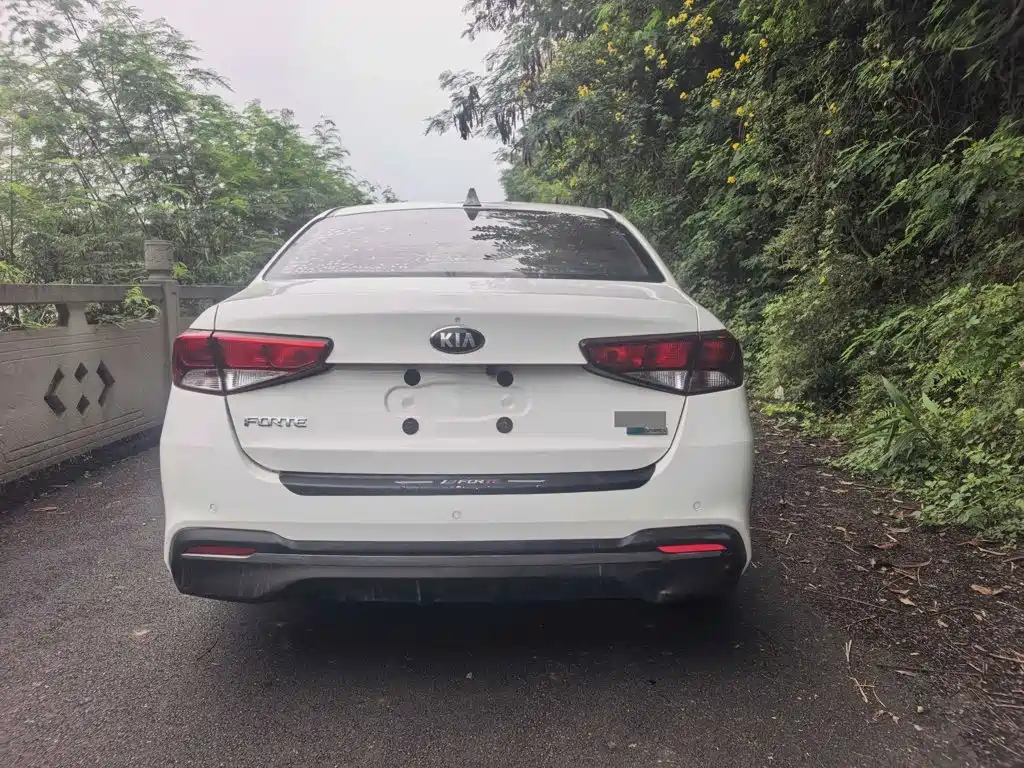 Kia Forte — миниатюра 4