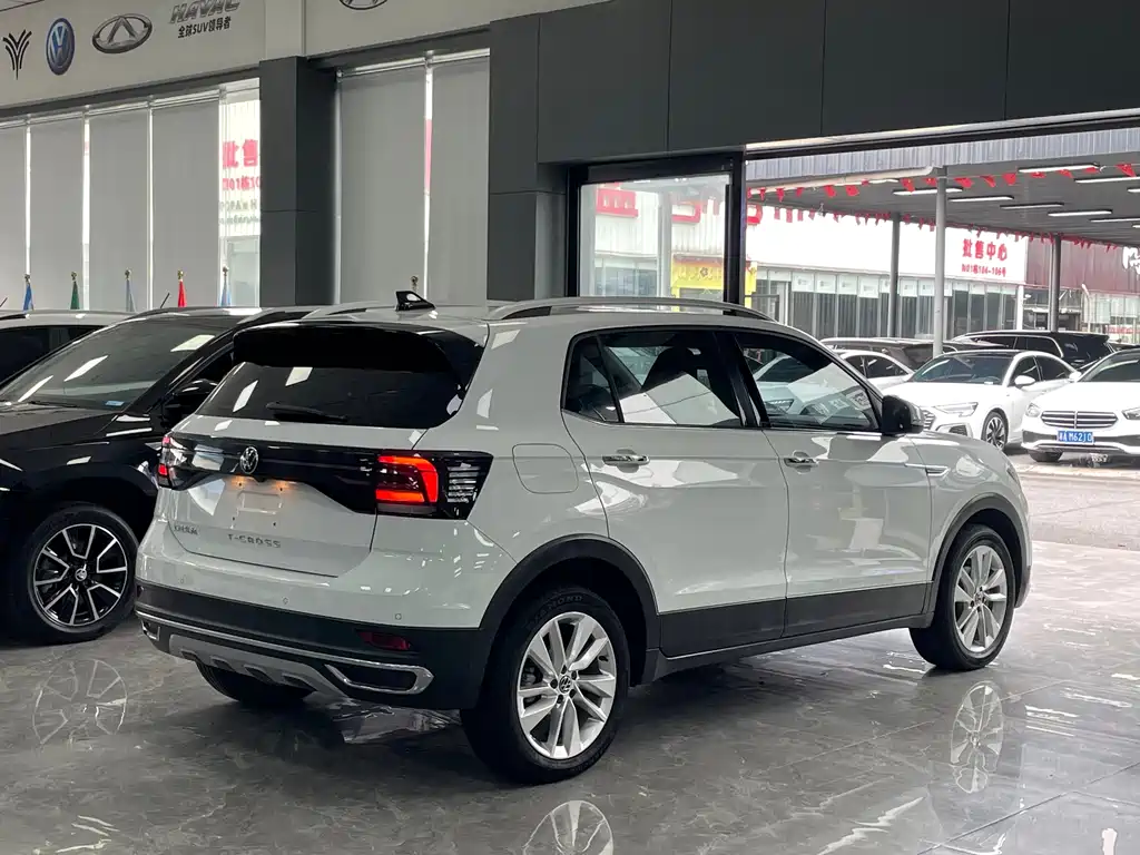 Volkswagen T-Cross — миниатюра 17