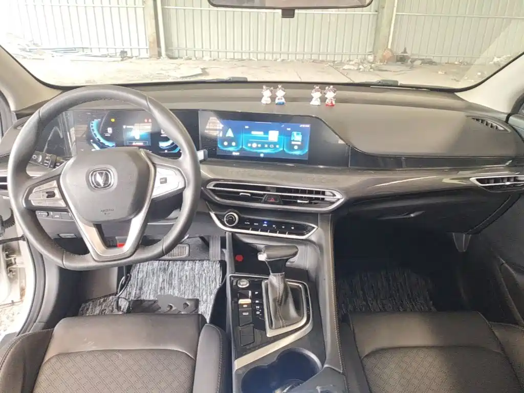 Changan Eado — миниатюра 10