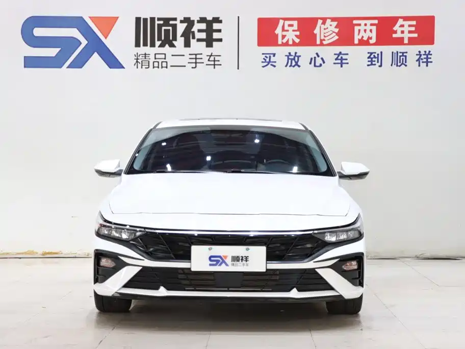 Hyundai Elantra — миниатюра 2