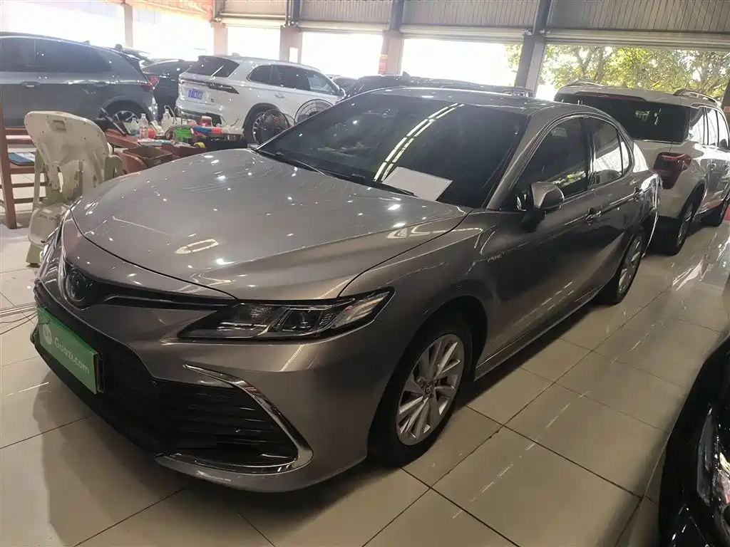 Toyota Camry 2021