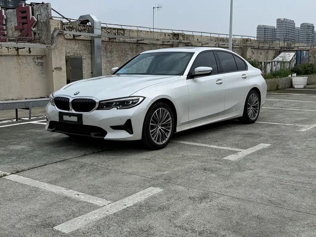 Купить BMW 3 Series
