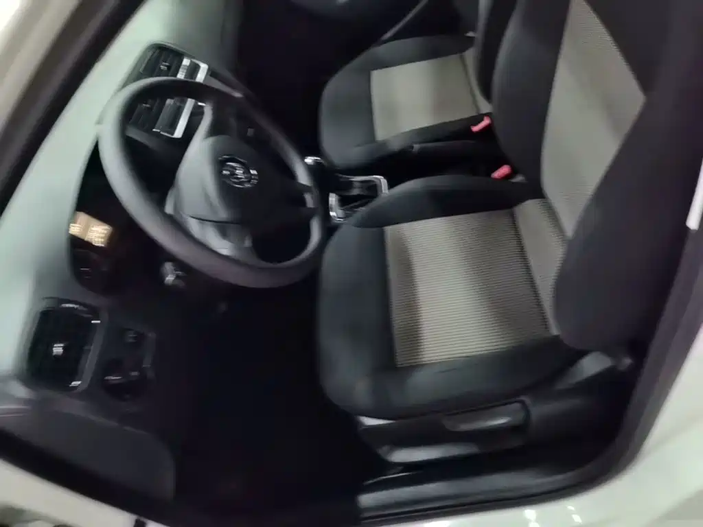 Volkswagen Polo — миниатюра 15