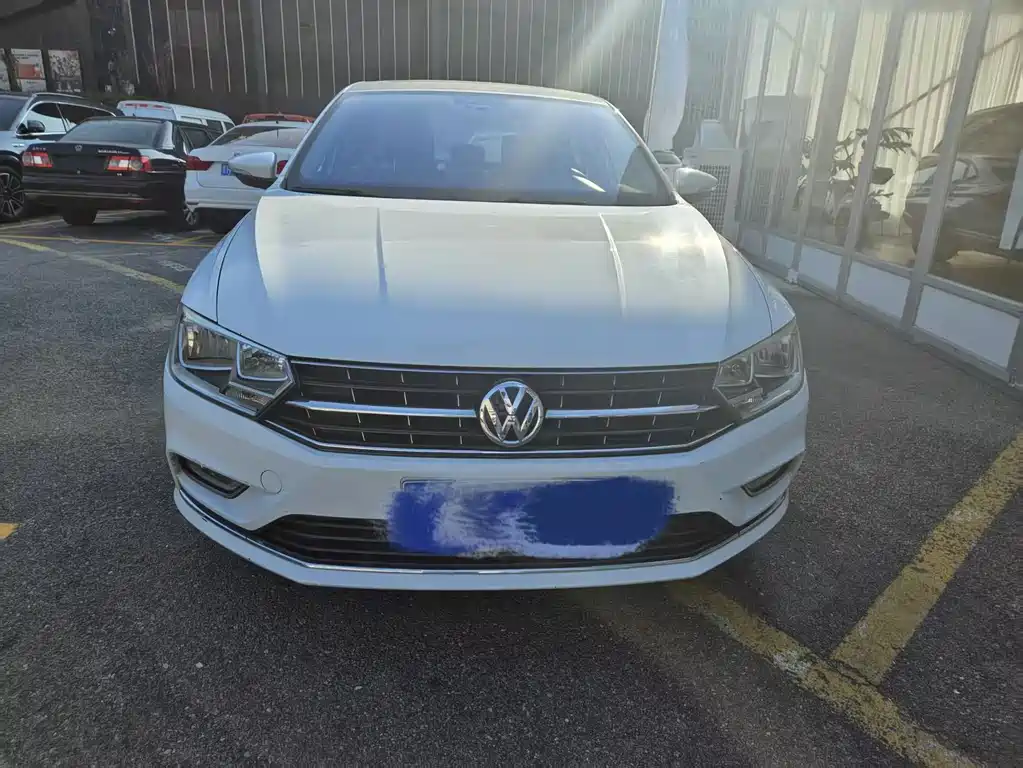Volkswagen Bora — миниатюра 3