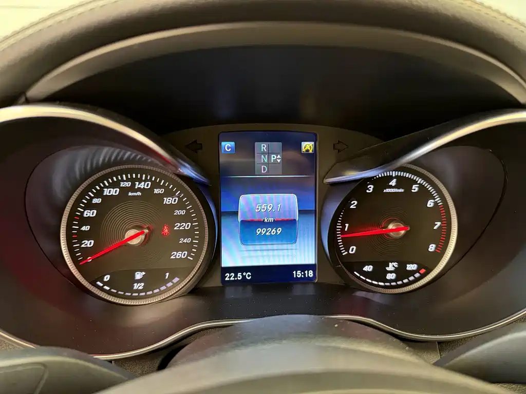 Mercedes-Benz C-Class — миниатюра 8