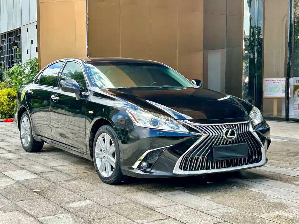 Lexus ES — миниатюра 3
