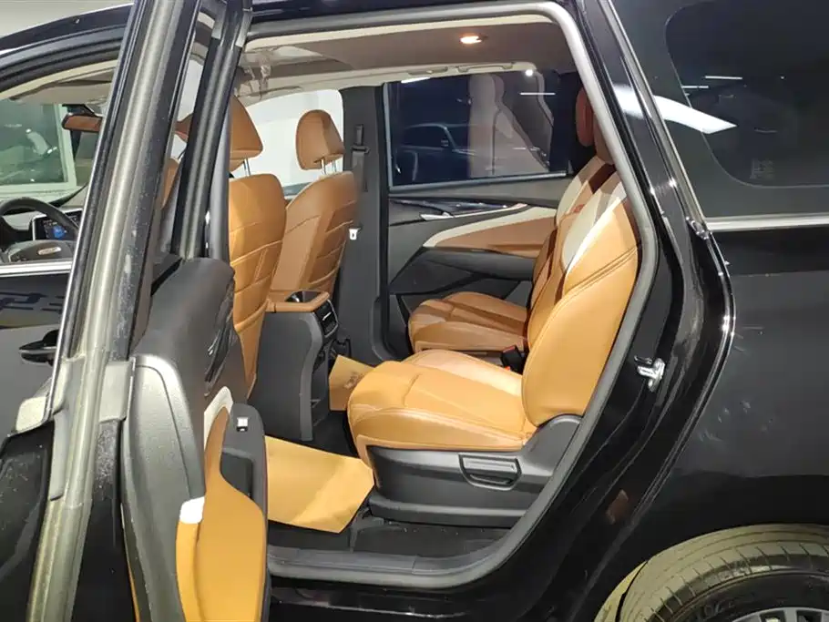 SAIC MAXUS CHASE G50