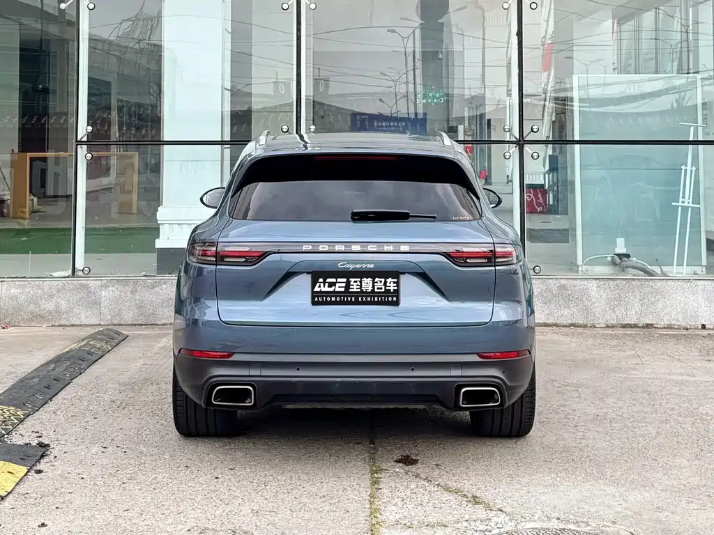Porsche Cayenne — миниатюра 5