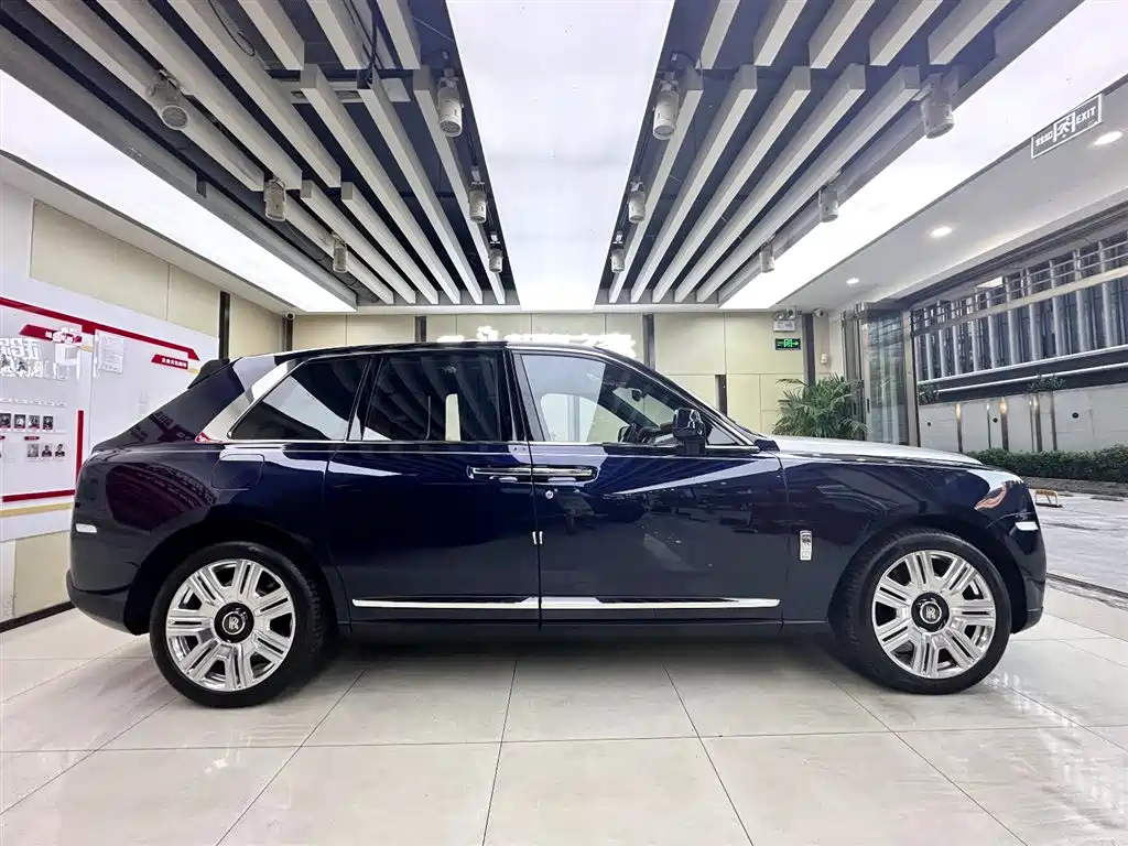 ROLLS-ROYCE CULLINAN