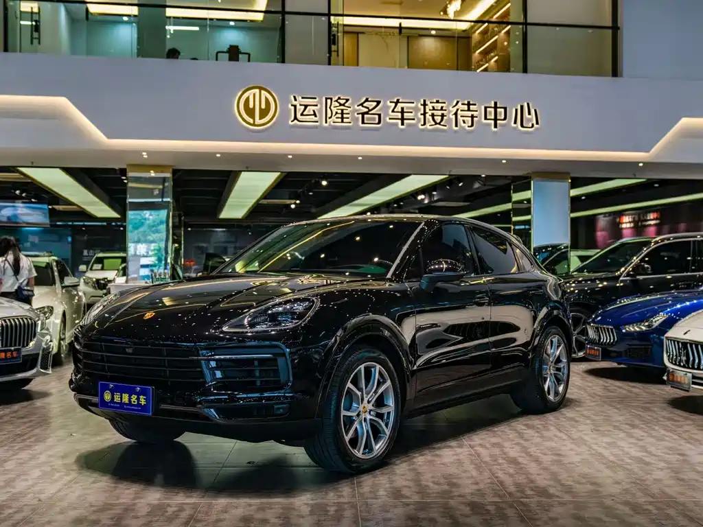 Porsche Cayenne 2022