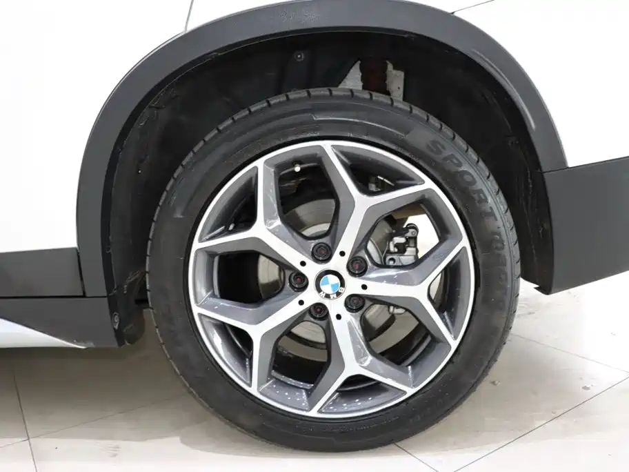BMW X1 — миниатюра 20