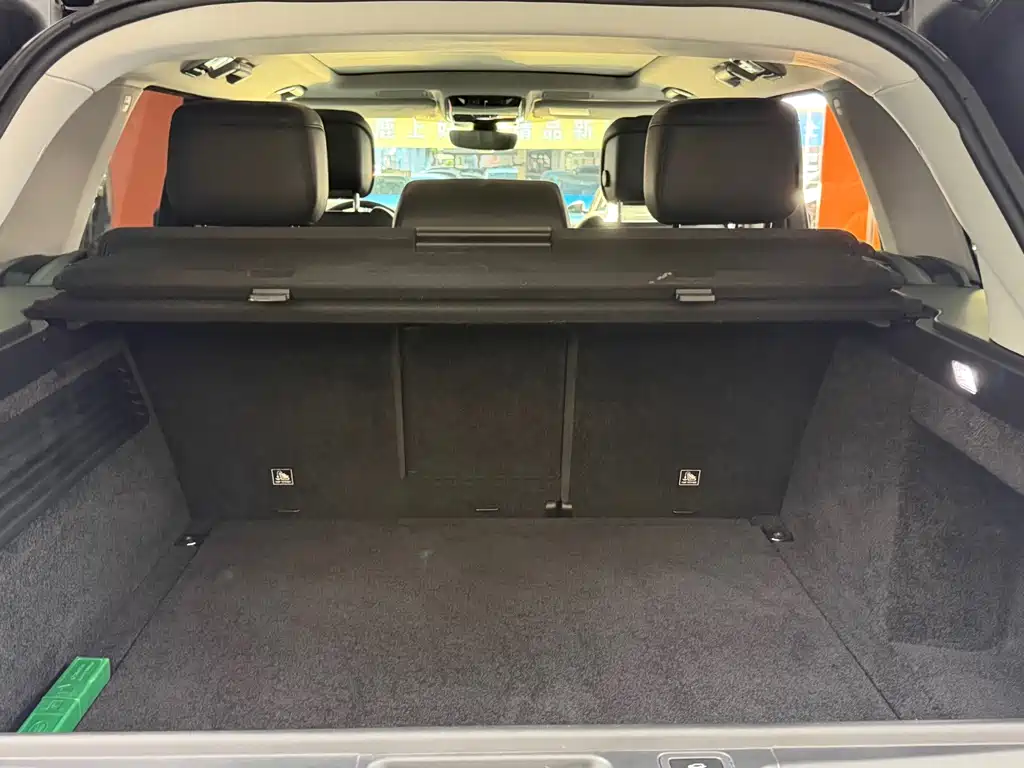 Land Rover Range Rover — миниатюра 18