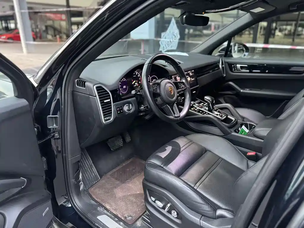 Porsche Cayenne Hybrid — миниатюра 4