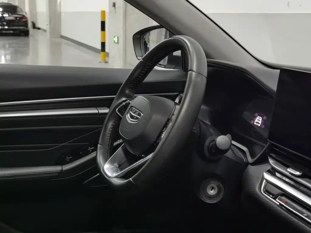 Geely Emgrand — миниатюра 22