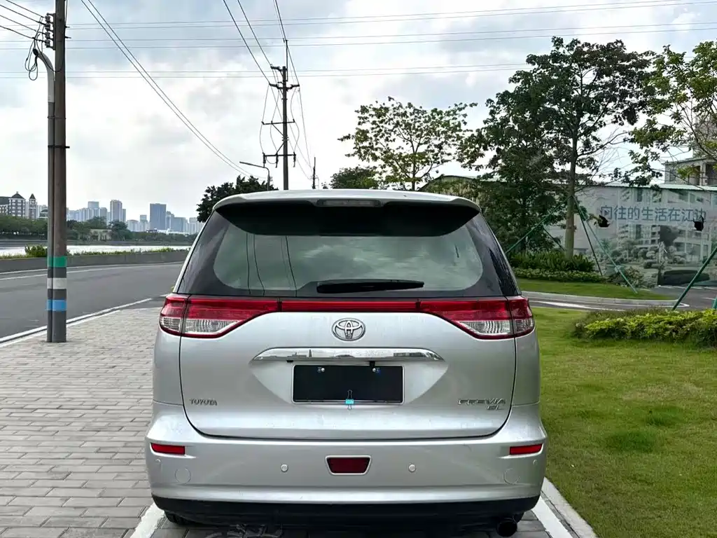 Toyota Previa 2012 2.4L 7 Luxury