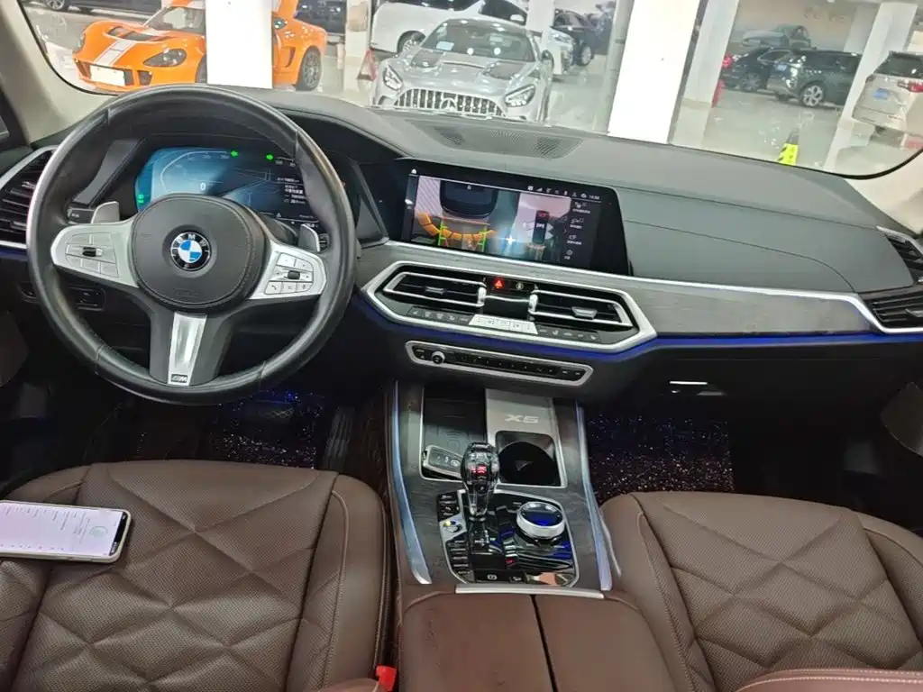 BMW X5 — миниатюра 10