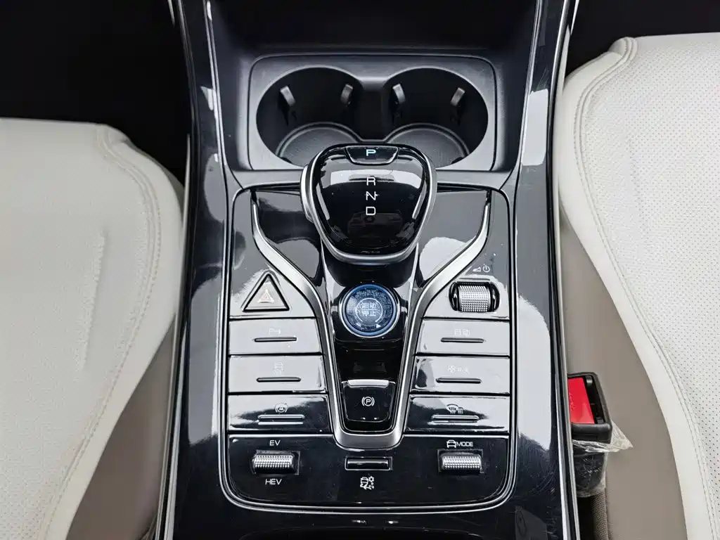 BYD Qin PLUS — миниатюра 13