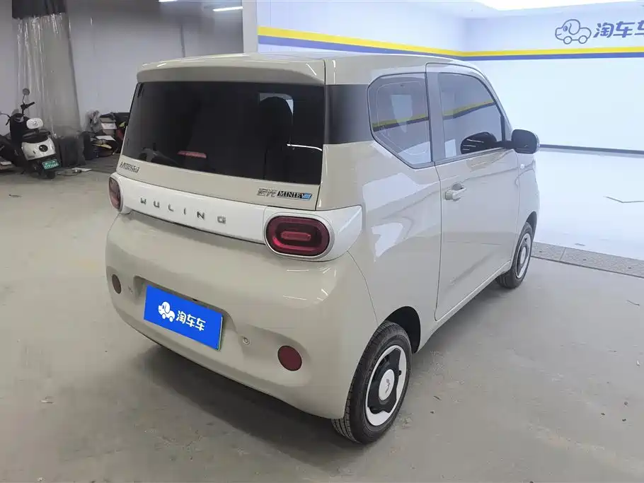 Wuling Mini EV MINIEV 2024 215km