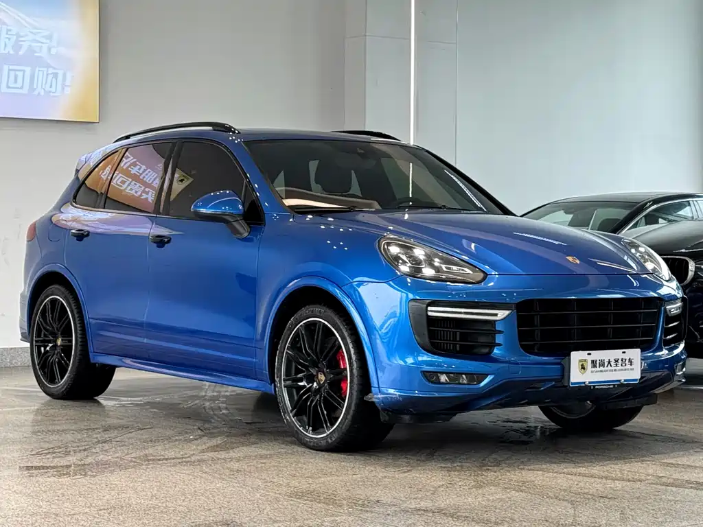 Porsche Cayenne — миниатюра 3