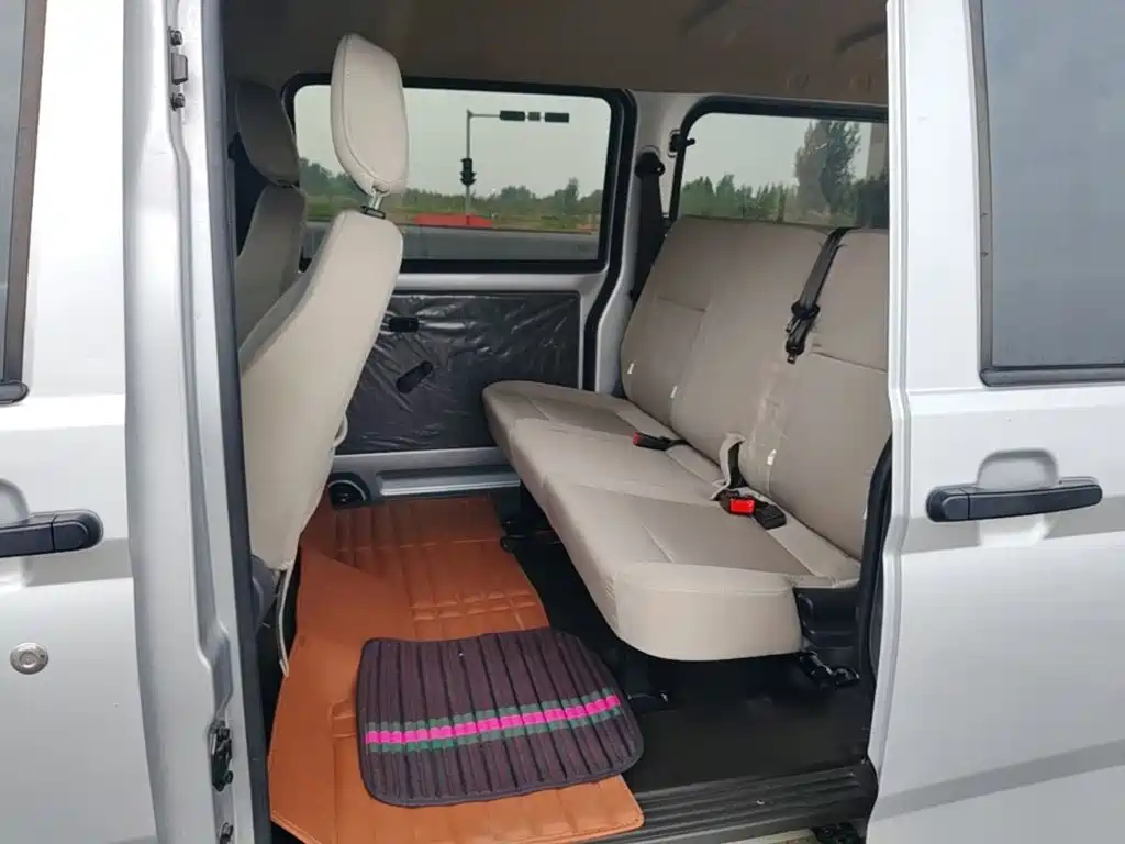 Wuling Rongguang S — миниатюра 17