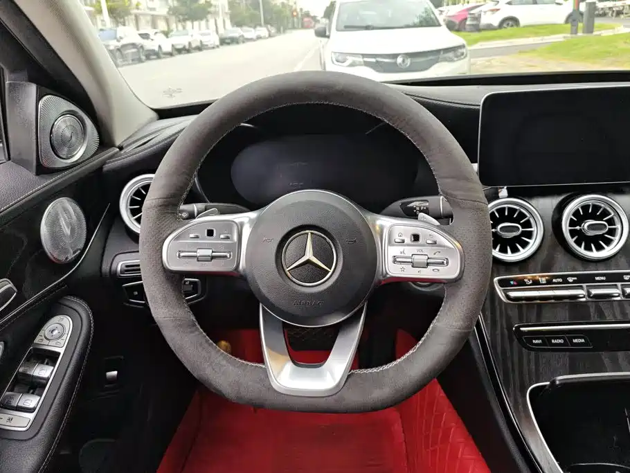 Mercedes-Benz C-Class — миниатюра 15