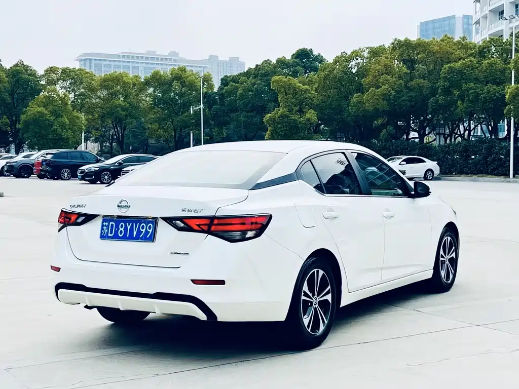 Nissan Sylphy — миниатюра 4