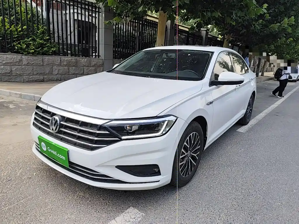 Volkswagen Sagitar 2021