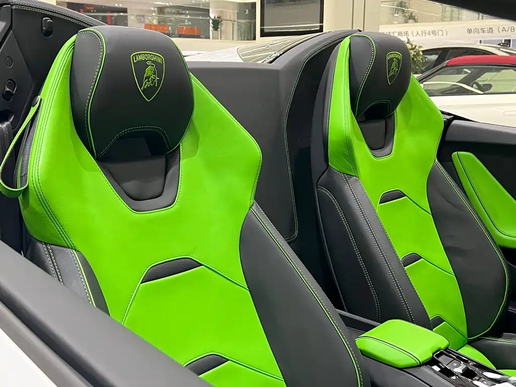 LAMBORGHINI HURACÁN