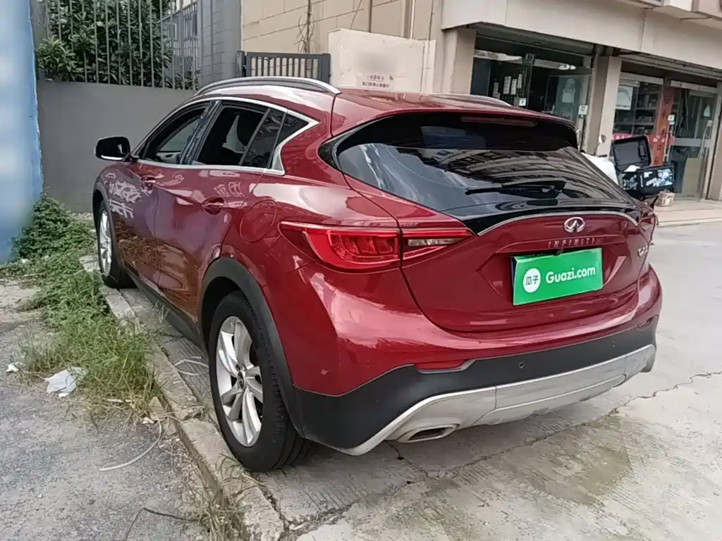 Infiniti QX30 — миниатюра 5