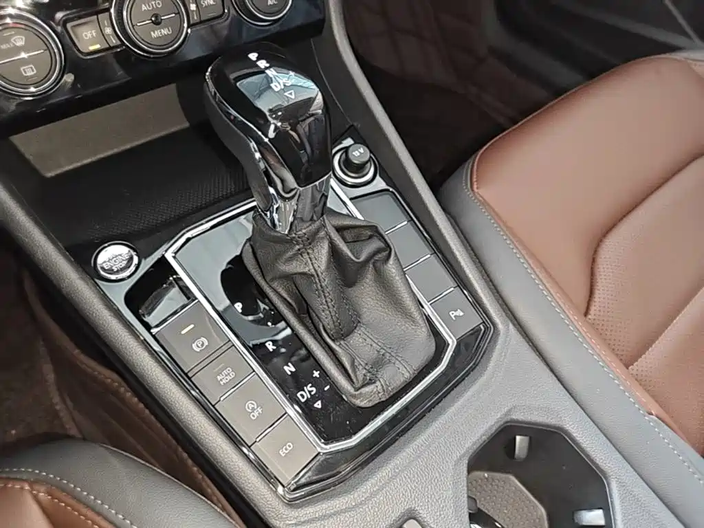 Volkswagen Lavida — миниатюра 14