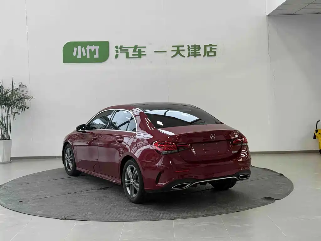 Mercedes-Benz A-Class — миниатюра 7