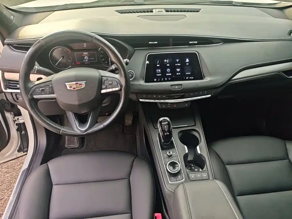 Cadillac XT4 — миниатюра 10