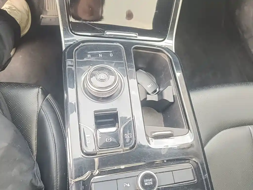 Kia K5 — миниатюра 14