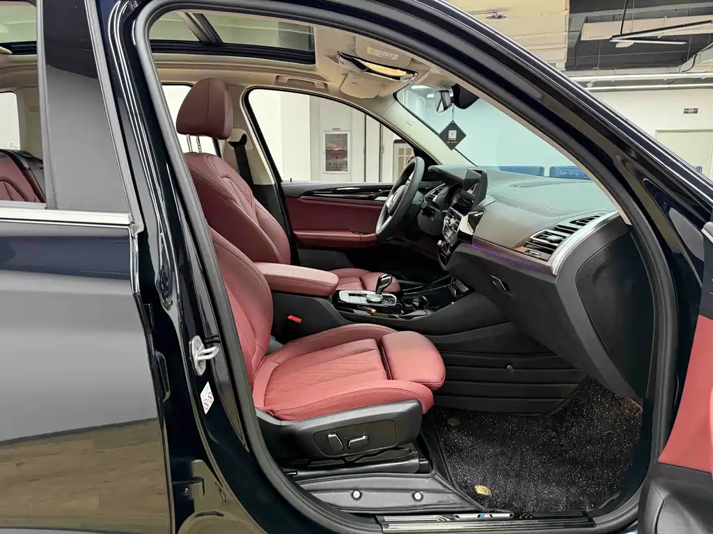 BMW X3 — миниатюра 24
