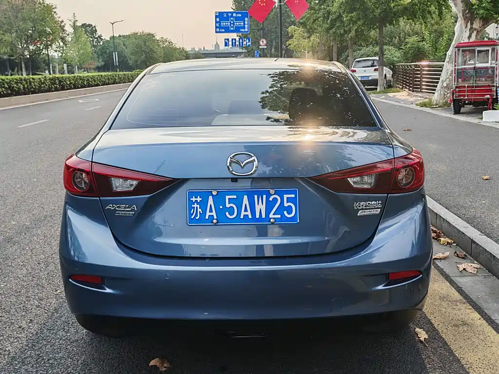 Mazda 3 Axela — миниатюра 4
