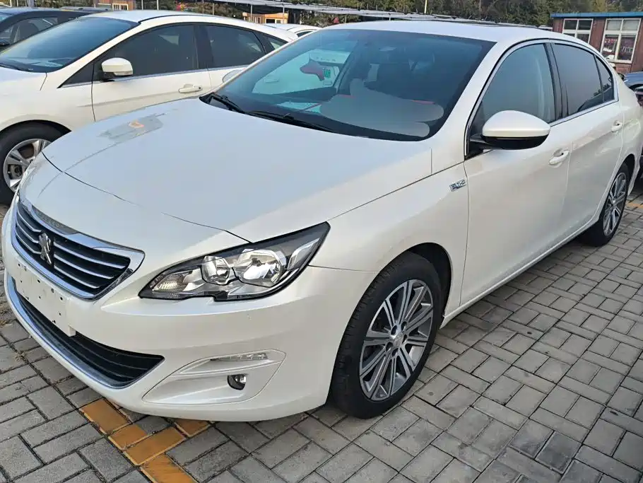 Peugeot 408