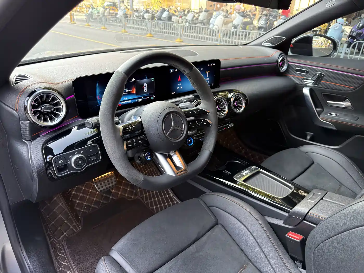 Mercedes-Benz CLA AMG