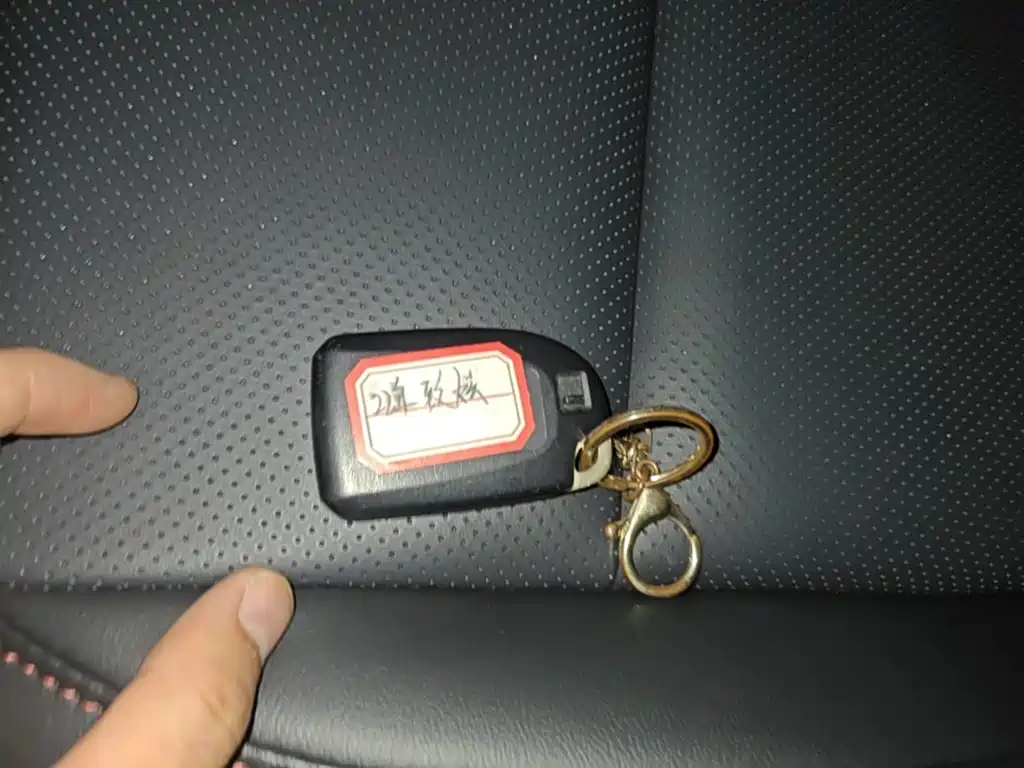 Toyota Yaris L — миниатюра 9