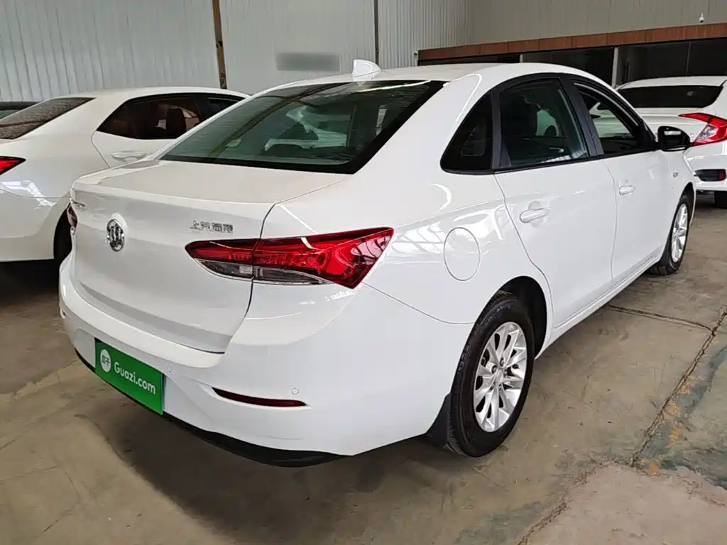 Buick Excelle — миниатюра 7