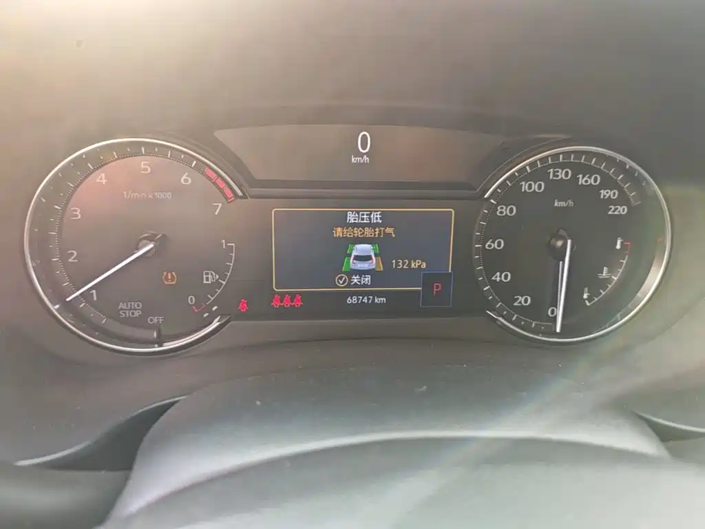 Cadillac XT4 — миниатюра 12