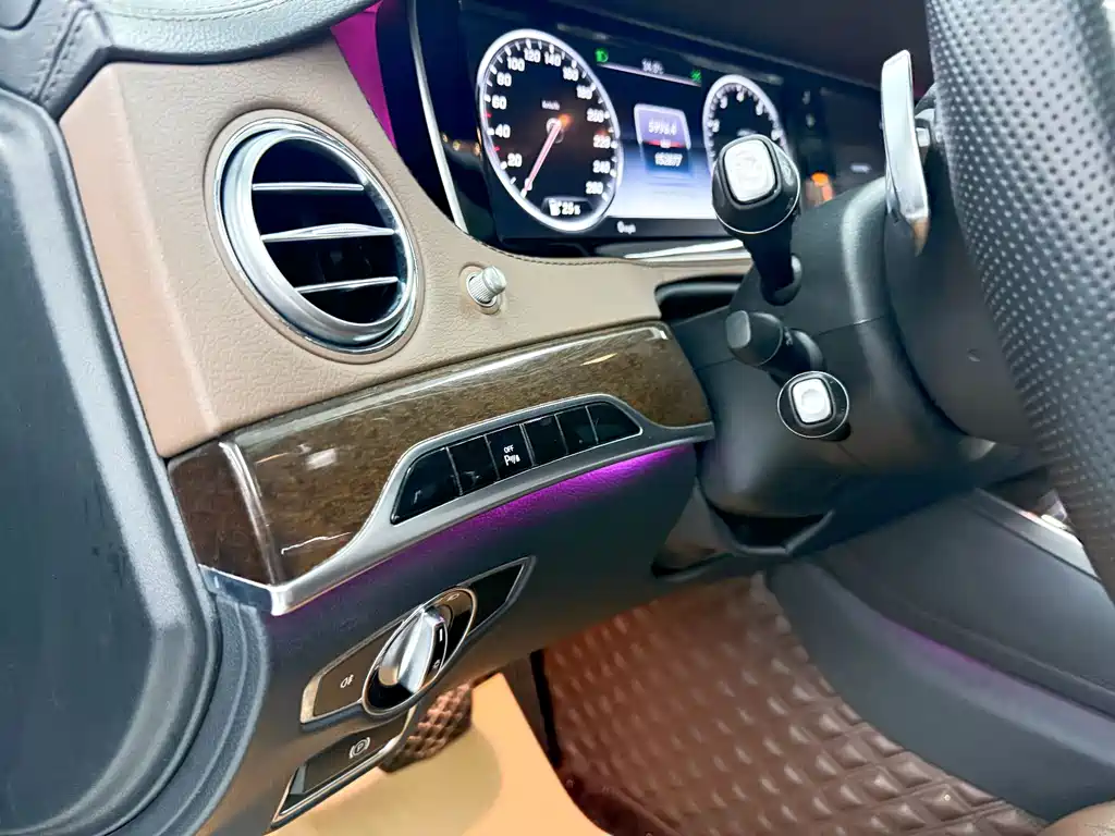 Mercedes-Benz S-Class — миниатюра 14