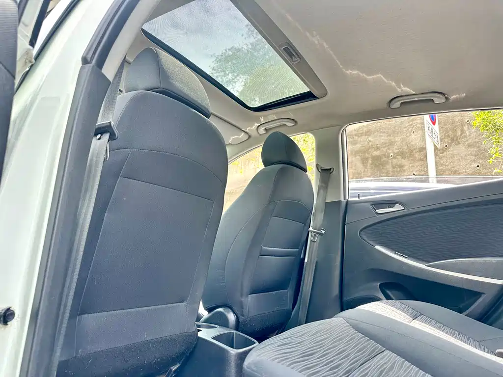 Hyundai Ruiyi 1.4L Manual GLX, фото 31