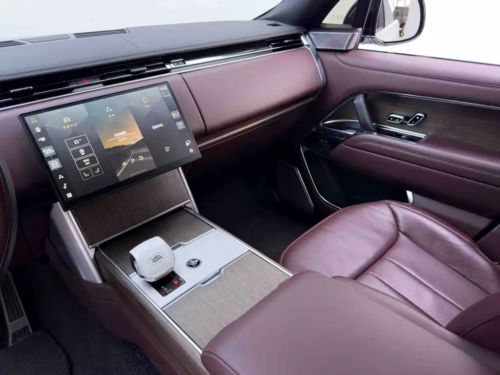 Land Rover Range Rover — миниатюра 21