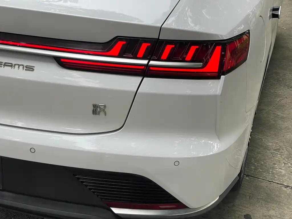 BYD Han — миниатюра 20