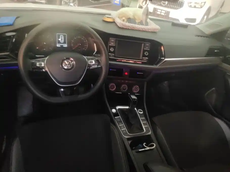 Volkswagen Sagitar — миниатюра 12