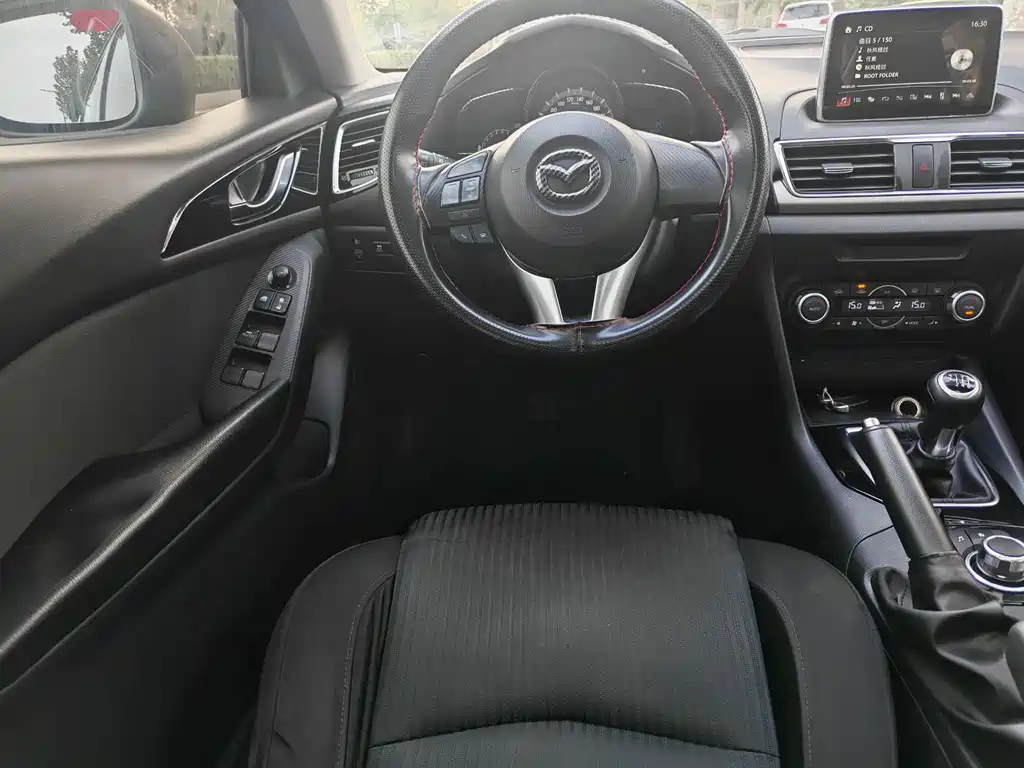 Mazda 3 Axela — миниатюра 13