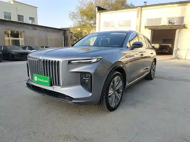 RED FLAG HONGQI E HS9 2023
