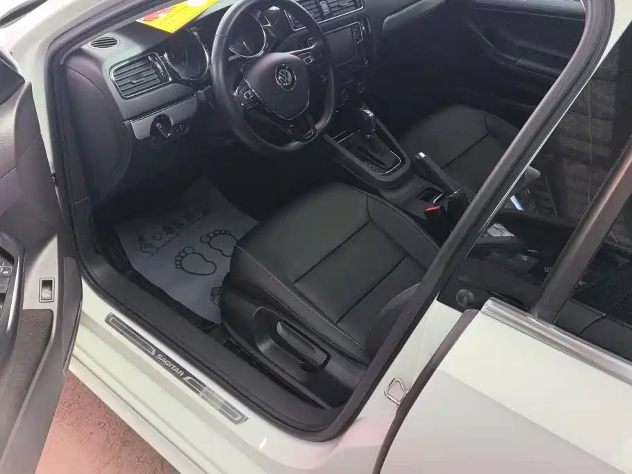 Volkswagen Sagitar — миниатюра 9